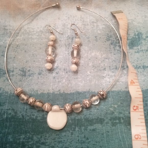 Handcrafted Necklace & Earrings Set in White & Brown - Picture 2 of 3